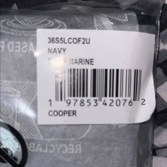 Michael Kors Navy Billfold Wallet with Pass-case - Picture 7 of 7